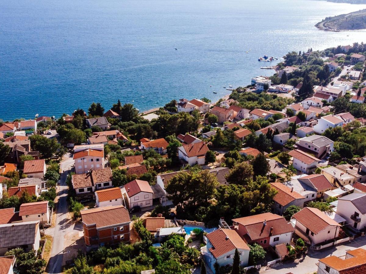 Beautiful Holiday Home With Private Pool, Nice Garden With Relax Area, Taverne Масленица Экстерьер фото