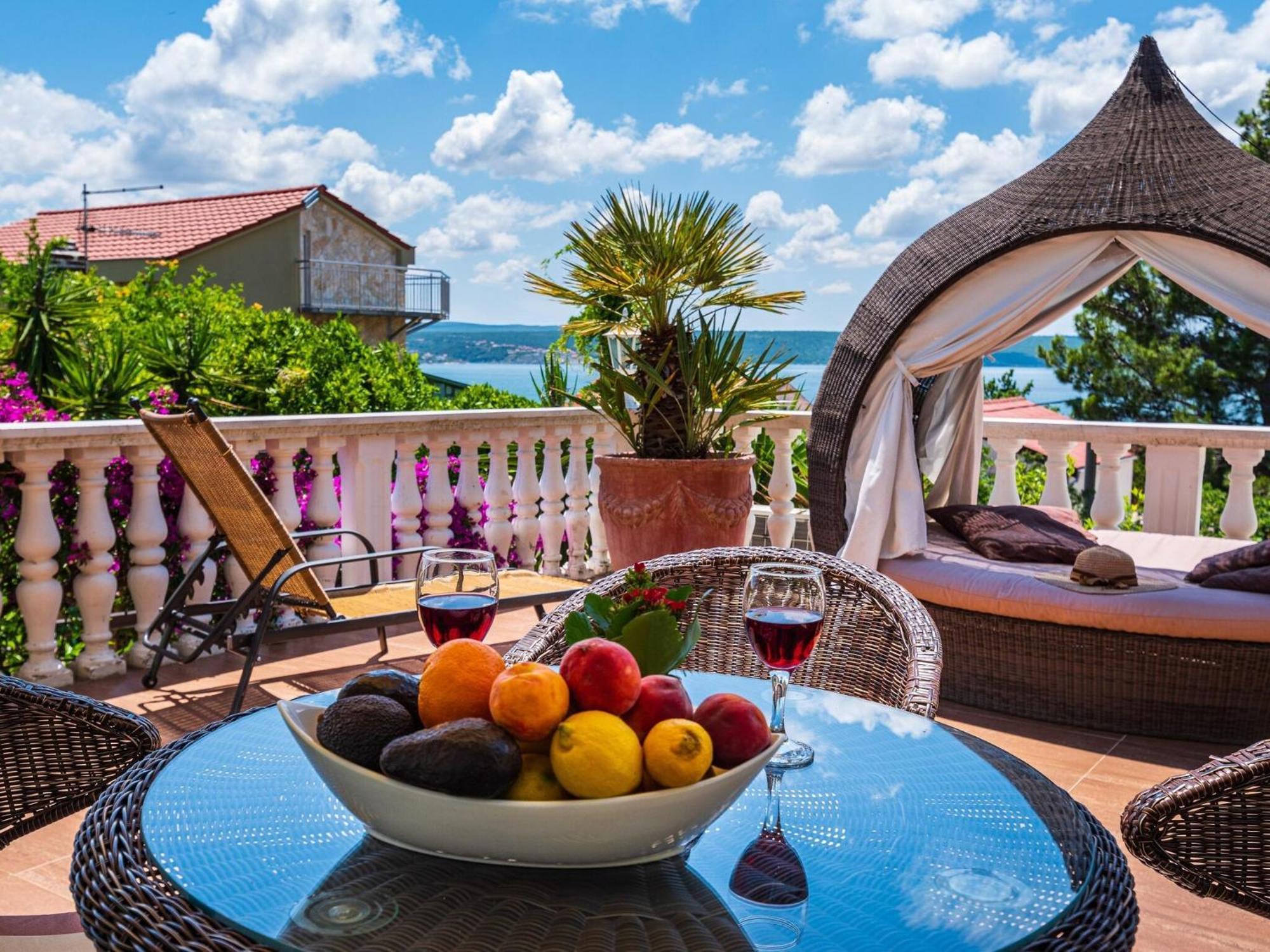 Beautiful Holiday Home With Private Pool, Nice Garden With Relax Area, Taverne Масленица Экстерьер фото